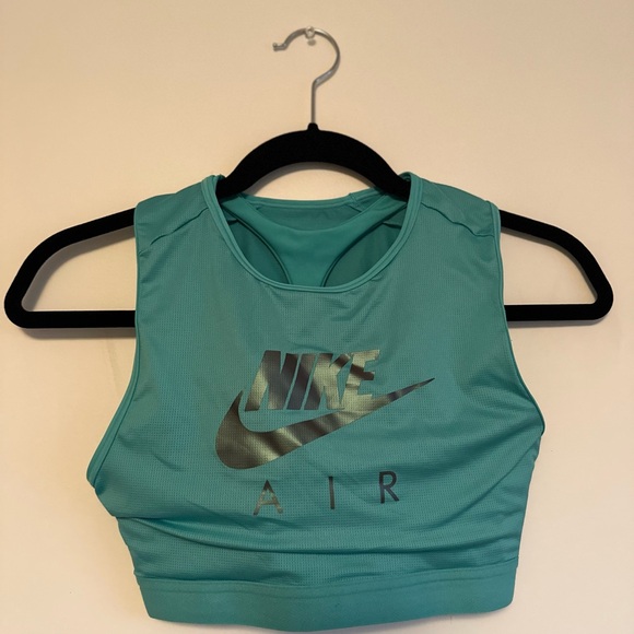 NIKE AIR workout tank - Picture 2 of 3